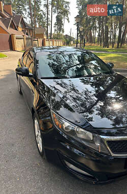 Седан Kia Optima 2012 в Чернігові