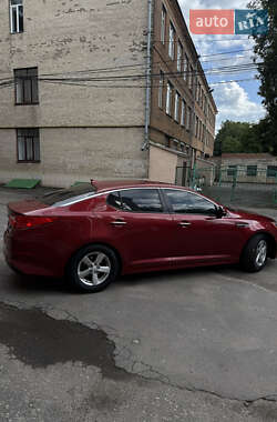 Седан Kia Optima 2014 в 