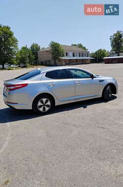 Седан Kia Optima 2012 в 