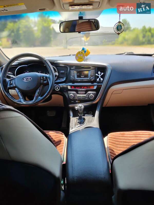 Седан Kia Optima 2012 в Новой Ушице