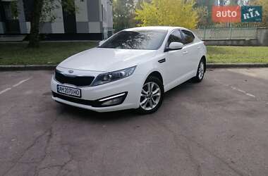 Седан Kia Optima 2011 в 