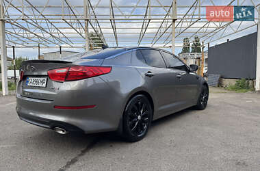 Седан Kia Optima 2015 в 