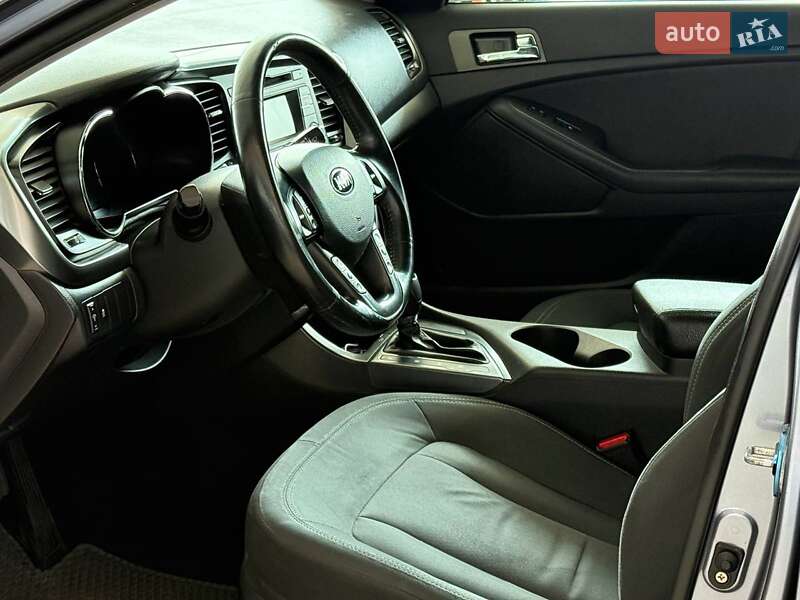 Седан Kia Optima 2012 в Одесі