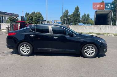Седан Kia Optima 2012 в 