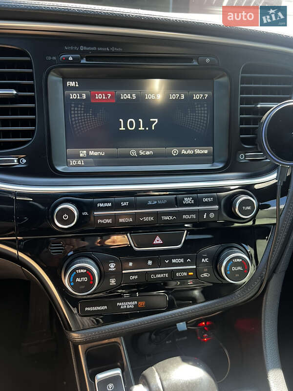 Седан Kia Optima 2014 в Житомире