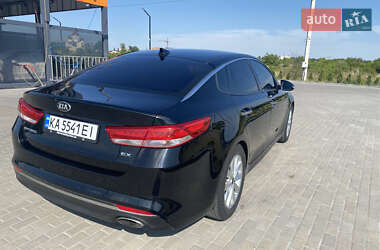 Седан Kia Optima 2016 в Золочеве