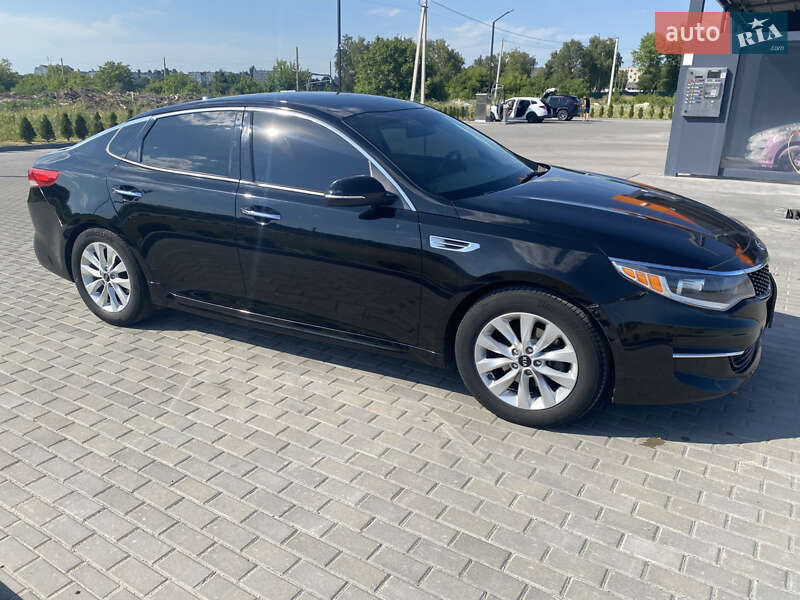 Седан Kia Optima 2016 в Одессе