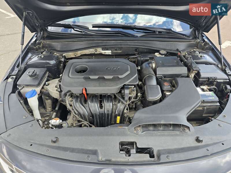 Седан Kia Optima 2016 в Одессе