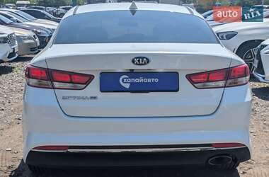 Седан Kia Optima 2017 в 
