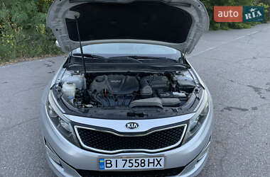 Седан Kia Optima 2013 в 