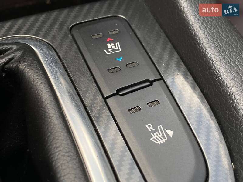 Седан Kia Optima 2012 в Львове