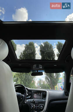 Седан Kia Optima 2012 в 