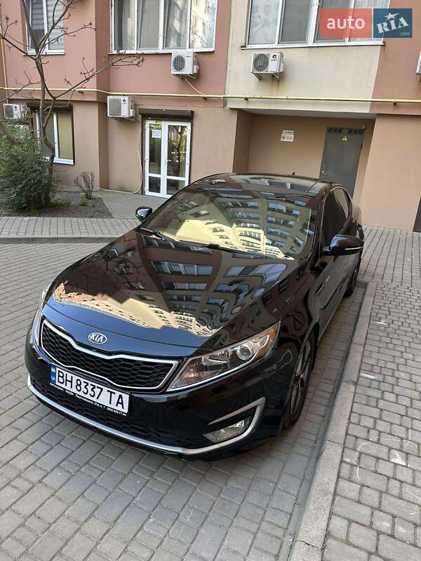 Седан Kia Optima 2013 в Одесі