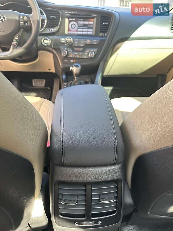 Седан Kia Optima 2013 в Одесі