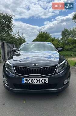 Седан Kia Optima 2015 в Ровно