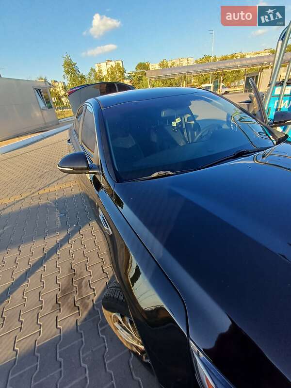 Седан Kia Optima 2017 в Києві