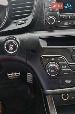Седан Kia Optima 2012 в Киеве