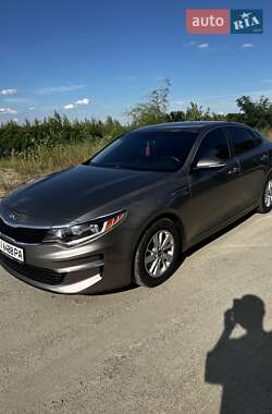 Седан Kia Optima 2016 в Кременчуге