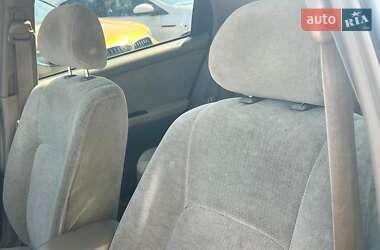 Седан Kia Optima 2003 в 