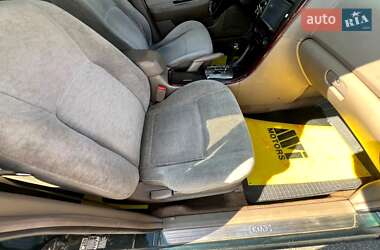 Седан Kia Optima 2003 в 