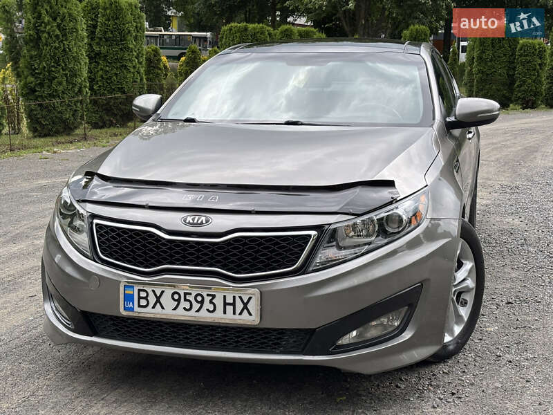 Седан Kia Optima 2012 в Хмельницком