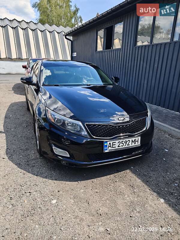 Седан Kia Optima 2014 в Днепре