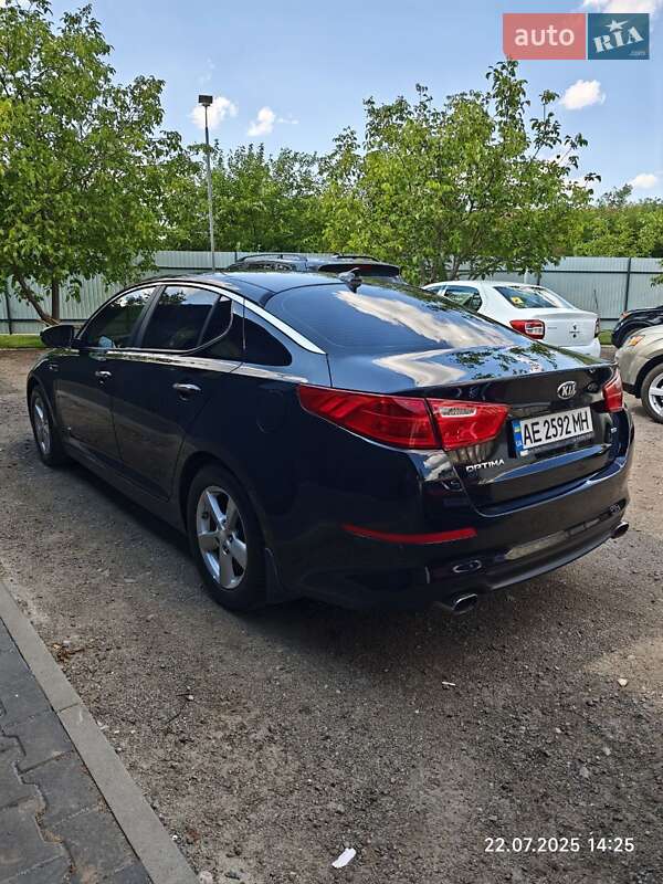 Седан Kia Optima 2014 в Днепре