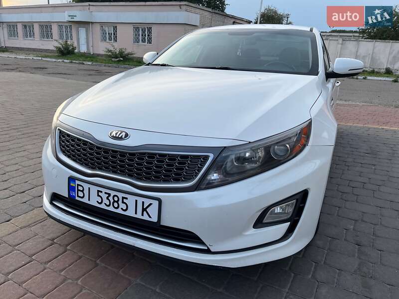 Седан Kia Optima 2014 в Полтаве