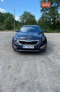 Седан Kia Optima 2012 в Новомосковске