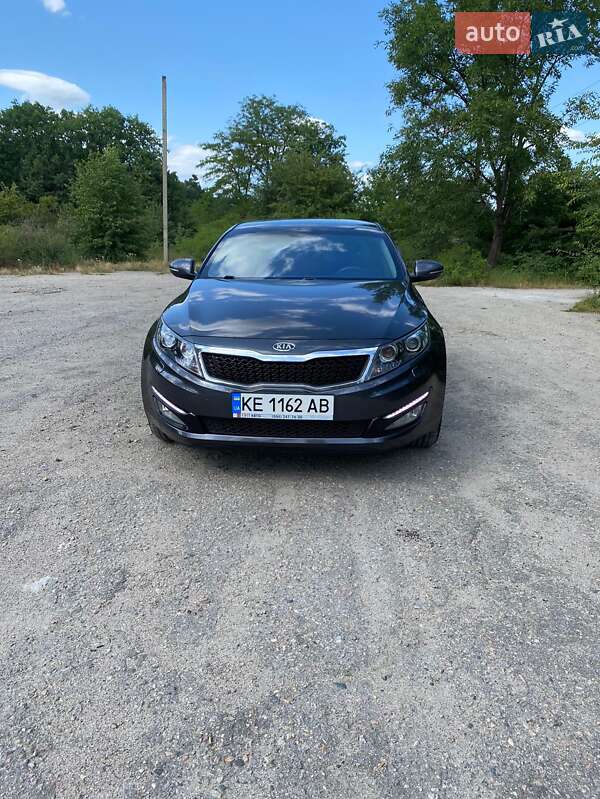 Седан Kia Optima 2012 в Новомосковську