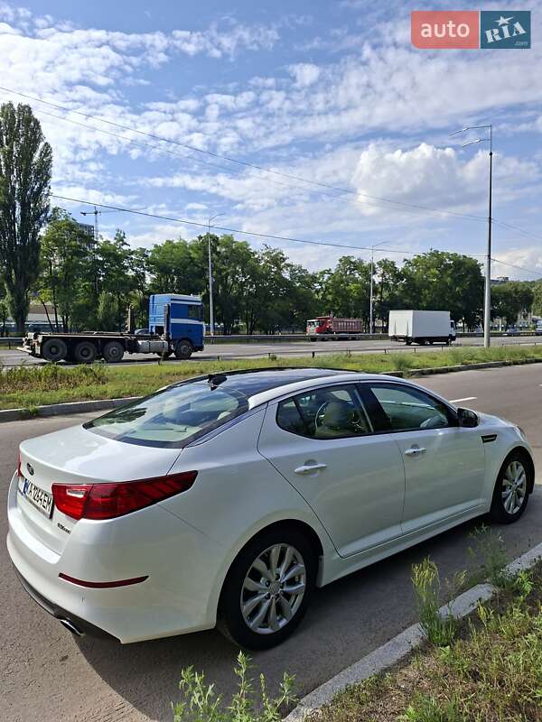 Седан Kia Optima 2014 в Киеве