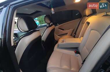 Седан Kia Optima 2013 в 