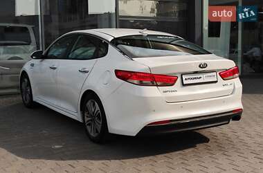 Седан Kia Optima 2017 в 