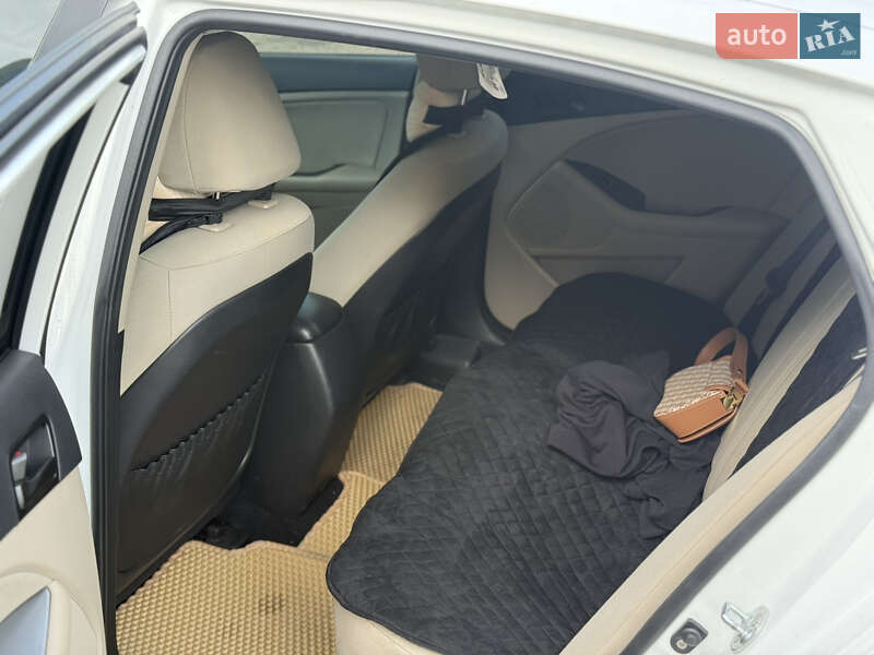 Седан Kia Optima 2015 в Червоному Донці фото 10 Седан Kia Optima 2015 в Червоному Донці