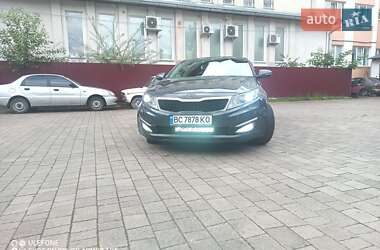 Седан Kia Optima 2012 в Стрые