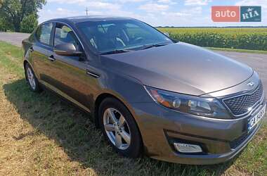 Седан Kia Optima 2013 в Черкасах