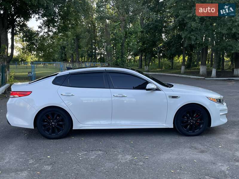 Седан Kia Optima 2016 в Виннице