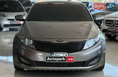 Седан Kia Optima 2011 в 