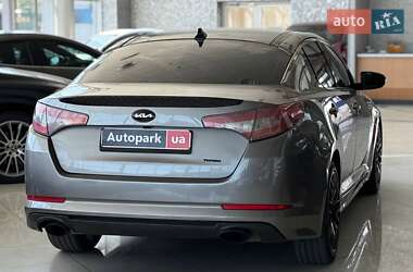 Седан Kia Optima 2011 в 