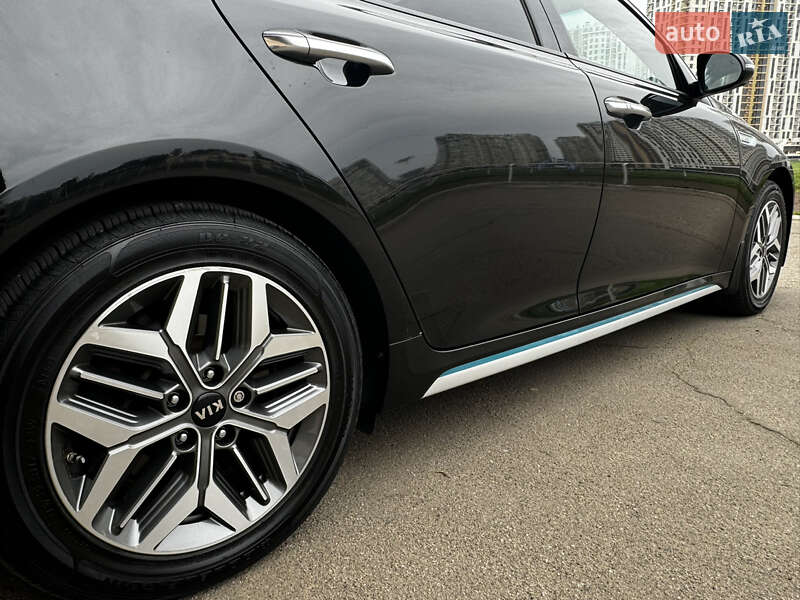 Універсал Kia Optima 2019 в Одесі