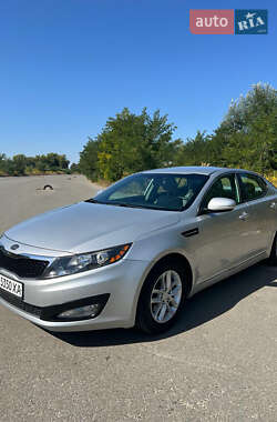 Седан Kia Optima 2012 в Києві