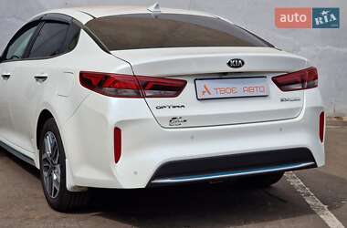 Седан Kia Optima 2019 в 