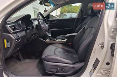 Седан Kia Optima 2019 в 