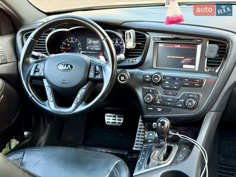 Седан Kia Optima 2012 в Кривом Роге
