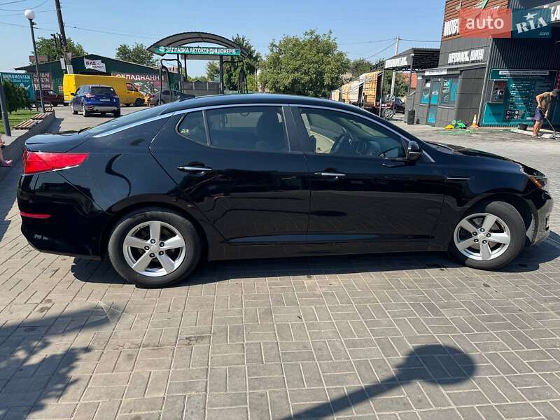 Седан Kia Optima 2015 в Запорожье