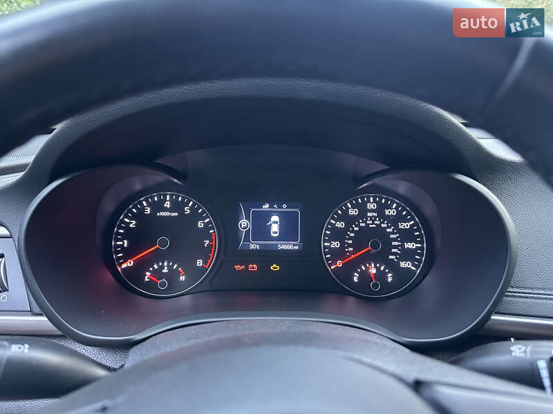 Седан Kia Optima 2016 в Полтаве