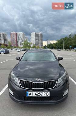 Седан Kia Optima 2014 в 
