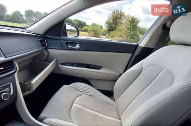 Седан Kia Optima 2016 в 