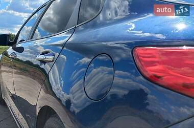 Седан Kia Optima 2016 в Жашківу