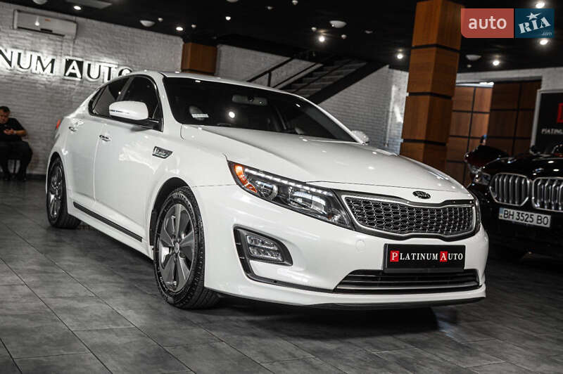 Седан Kia Optima 2015 в Одессе
